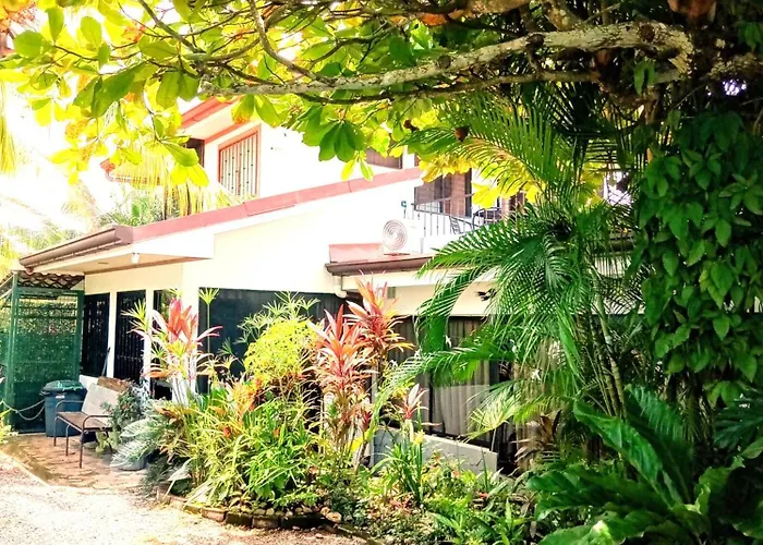 Villa Guarias