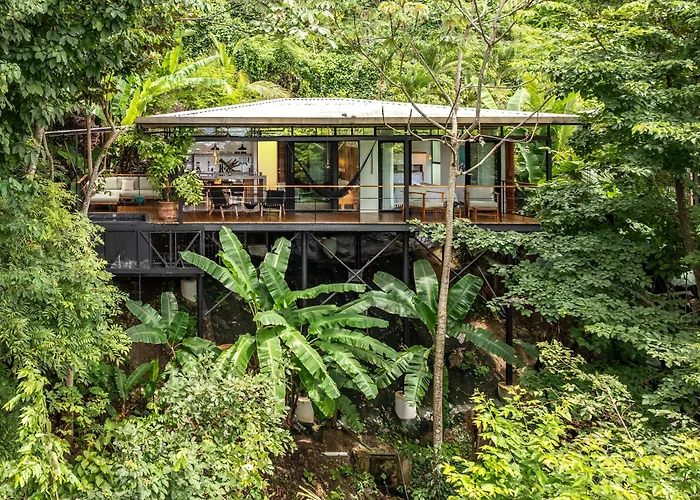 The Green House, Santa Teresa - Adults Only